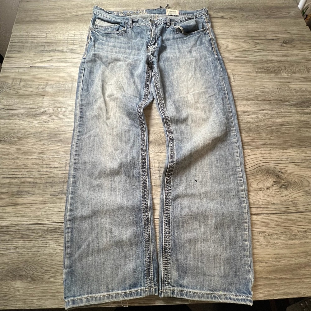 TK Axel Relaxed Straight Jeans Mens 36x30 Light Wash Blue Embroidered Denim